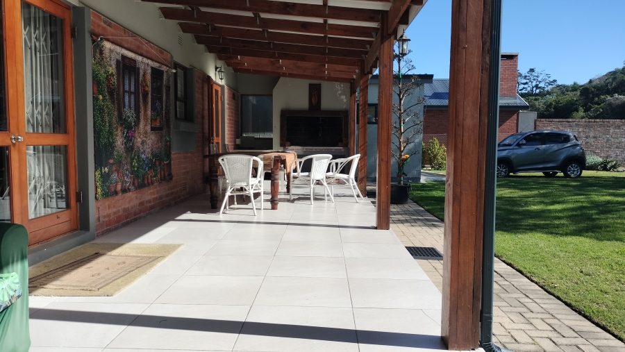 2 Bedroom Property for Sale in Groot Brakrivier Central Western Cape